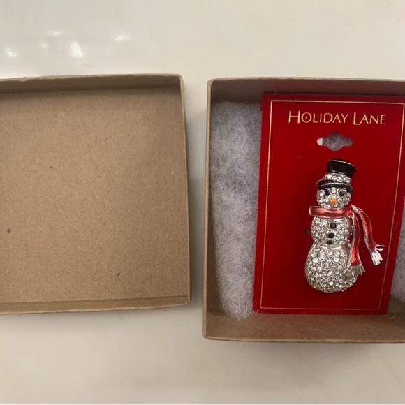 Holiday Lane Snowman with Top Hat Pin/Brooch from Macy’s with Macy’s Box - NWT - Picture 5 of 6
